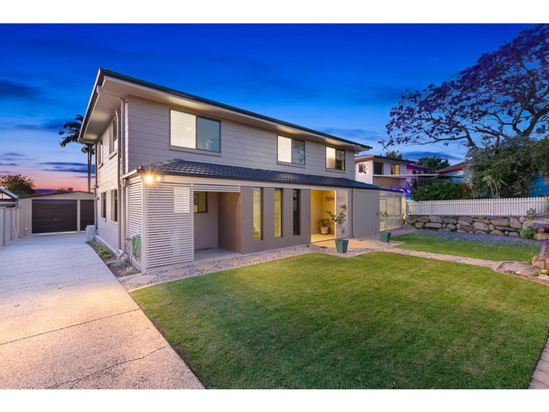 2 Lindon Street, Birkdale QLD 4159