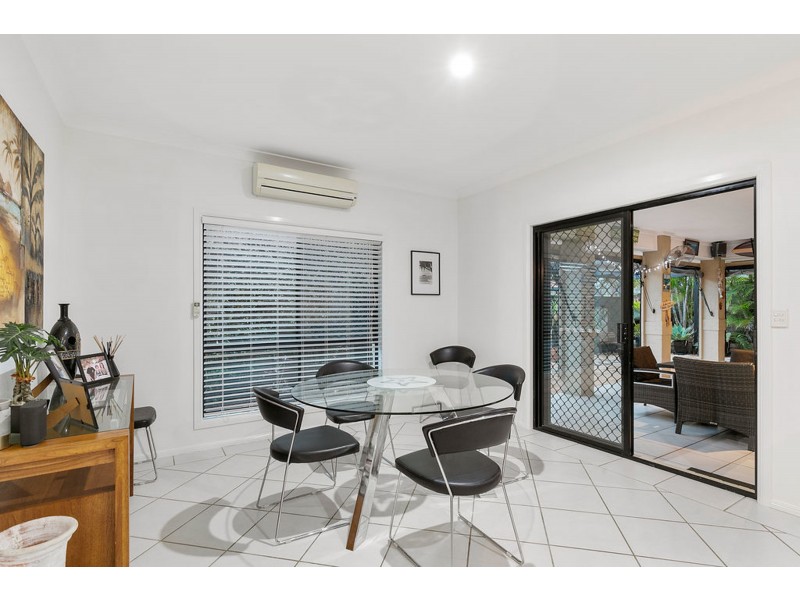 10 Truro Court, Redland Bay QLD 4165