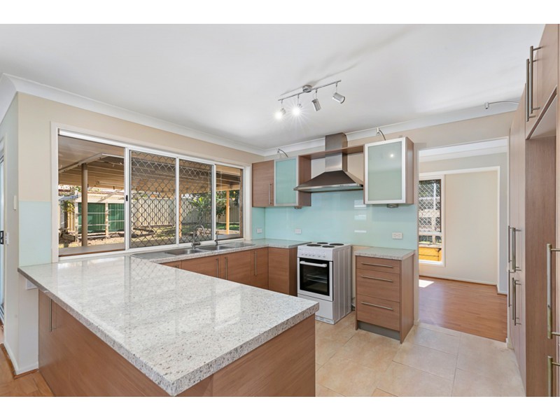 13 Glenwood Court, Birkdale QLD 4159