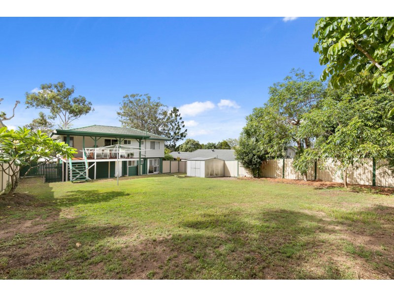 24 Banks Street, Capalaba QLD 4157