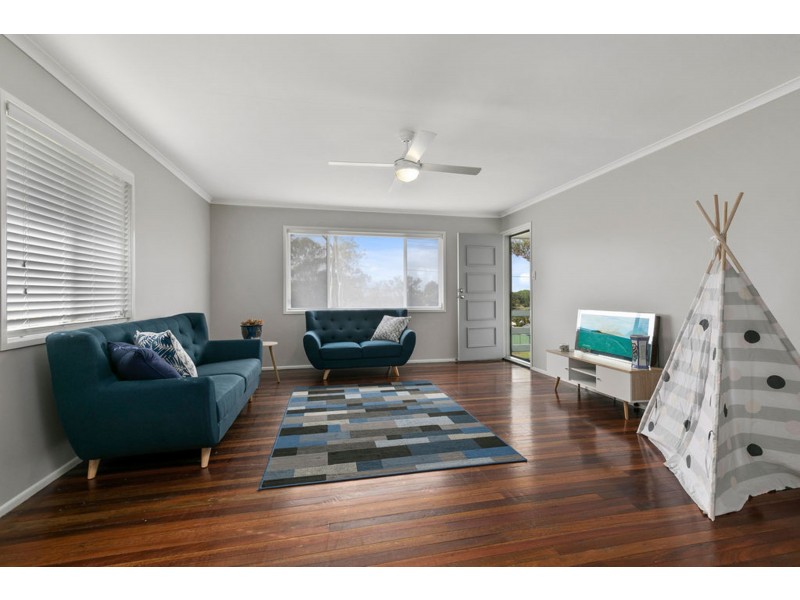 24 Banks Street, Capalaba QLD 4157