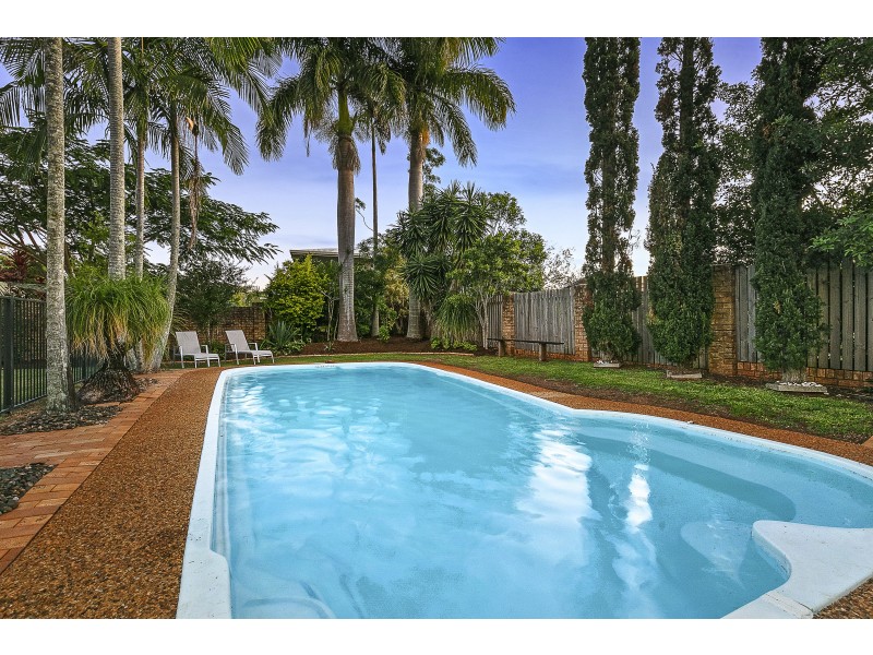 11 Long Street, Cleveland QLD 4163