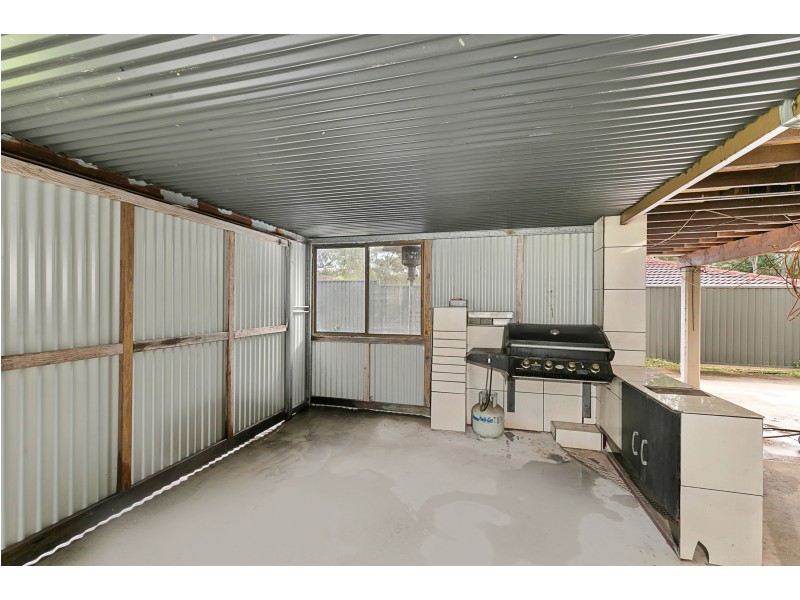 4 Larbonya Cres, Capalaba QLD 4157