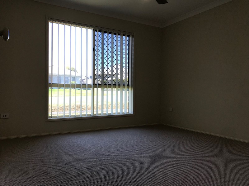 1A Holly Road, Victoria Point QLD 4165