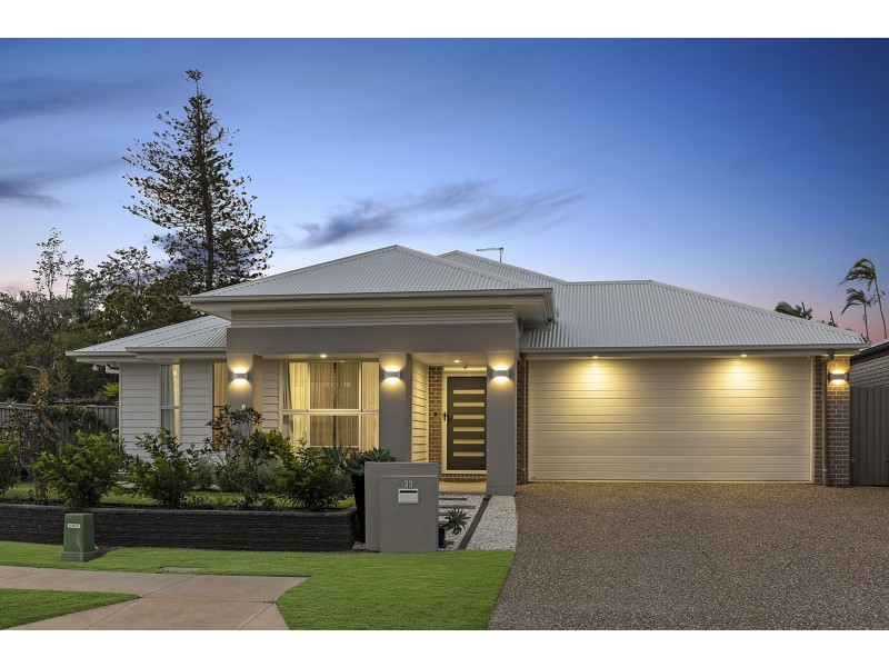 33 Leven Street, Thornlands QLD 4164