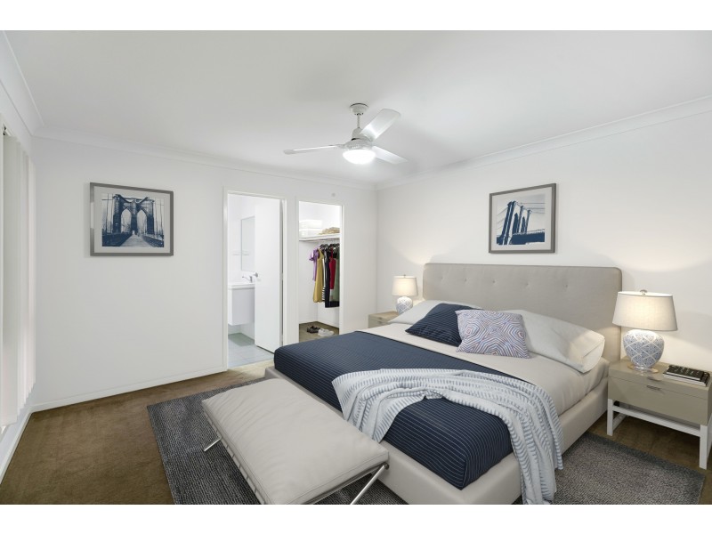 95 Bankswood Drive, Redland Bay QLD 4165