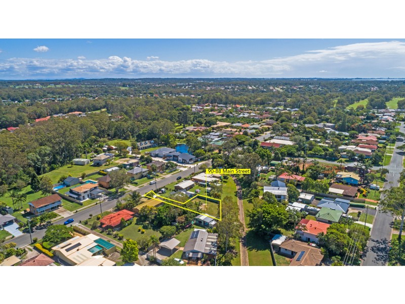 90 Main Street, Redland Bay QLD 4165