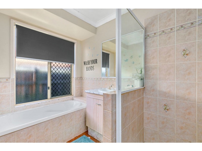 25 Kestrel Court, Victoria Point QLD 4165