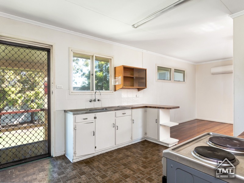 49 Curve Ave, Wynnum QLD 4178