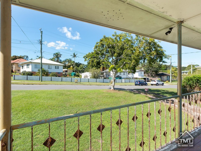 49 Curve Ave, Wynnum QLD 4178