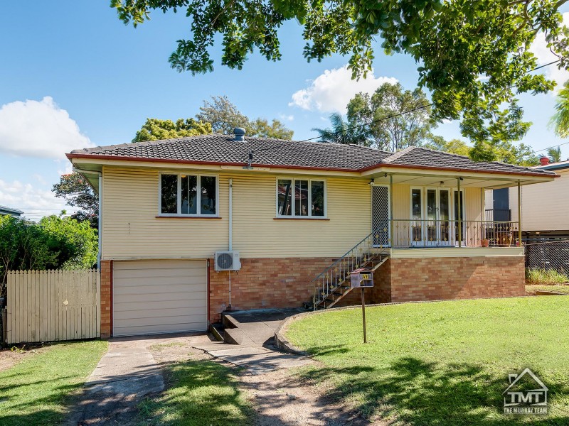49 Curve Ave, Wynnum QLD 4178