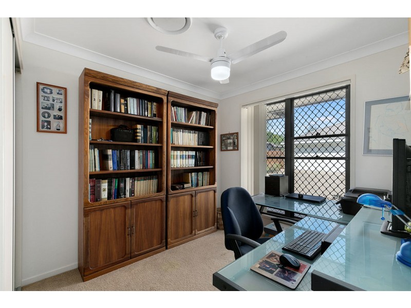 25B Pine Terrace, Redland Bay QLD 4165