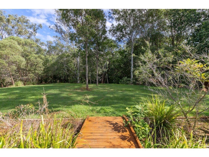 25B Pine Terrace, Redland Bay QLD 4165