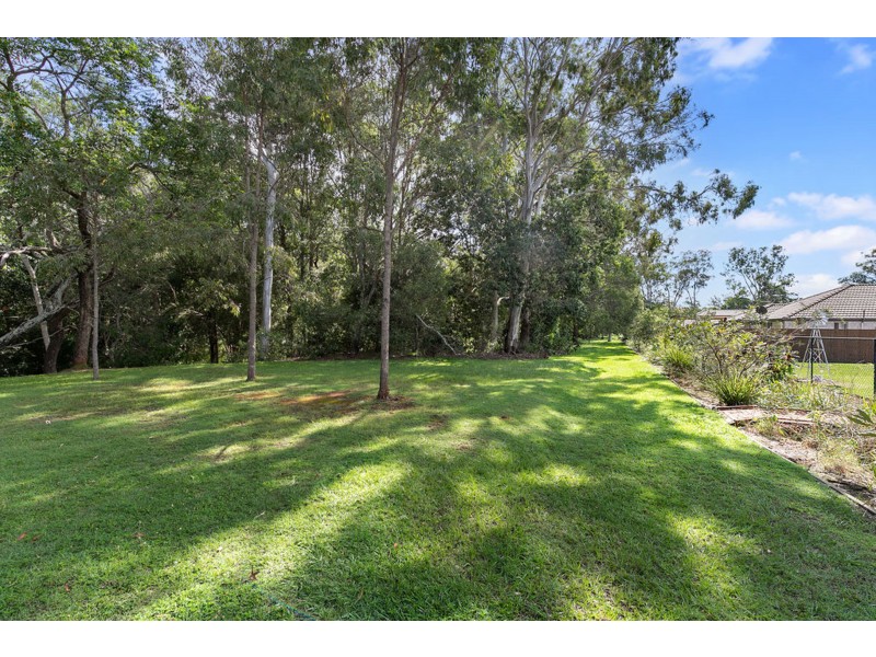 25B Pine Terrace, Redland Bay QLD 4165