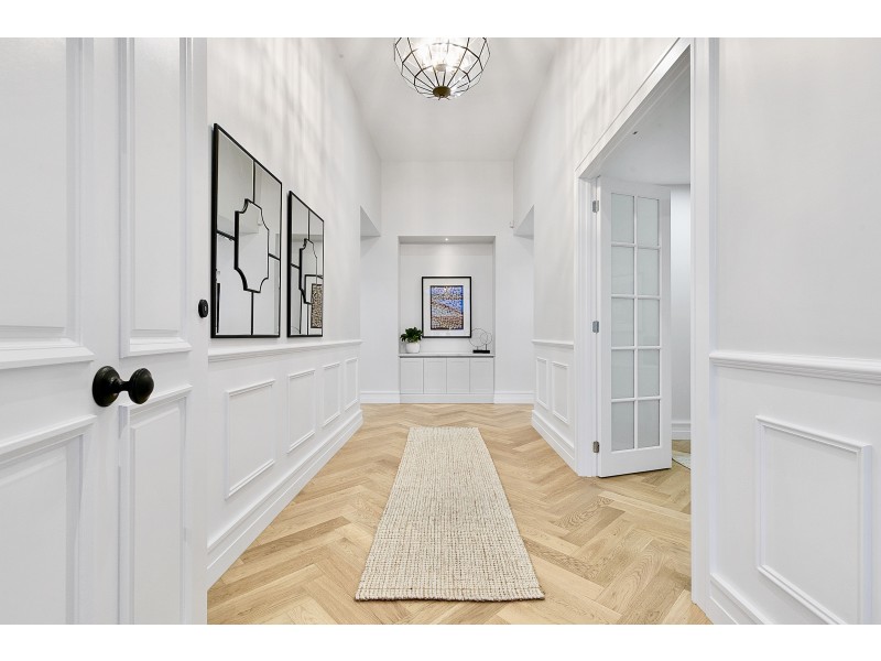 10 Sternlight Court, Raby Bay QLD 4163