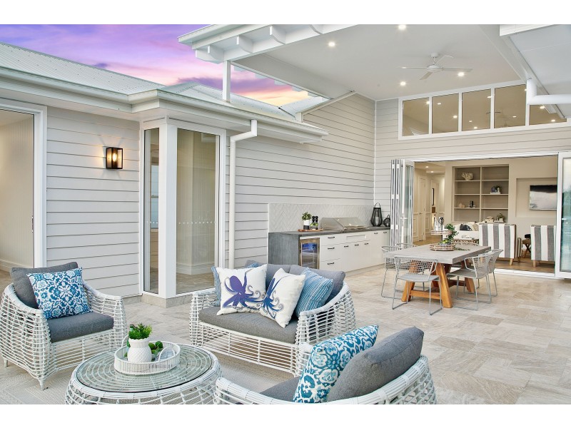 10 Sternlight Court, Raby Bay QLD 4163