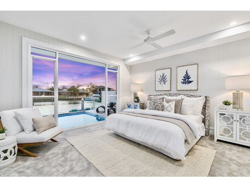 10 Sternlight Court, Raby Bay QLD 4163