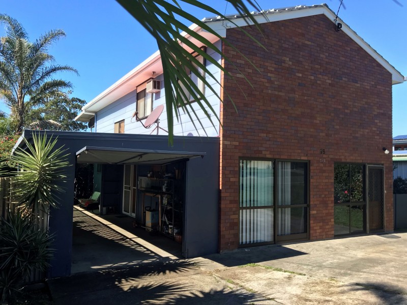 35 Wilkie St, Redland Bay QLD 4165