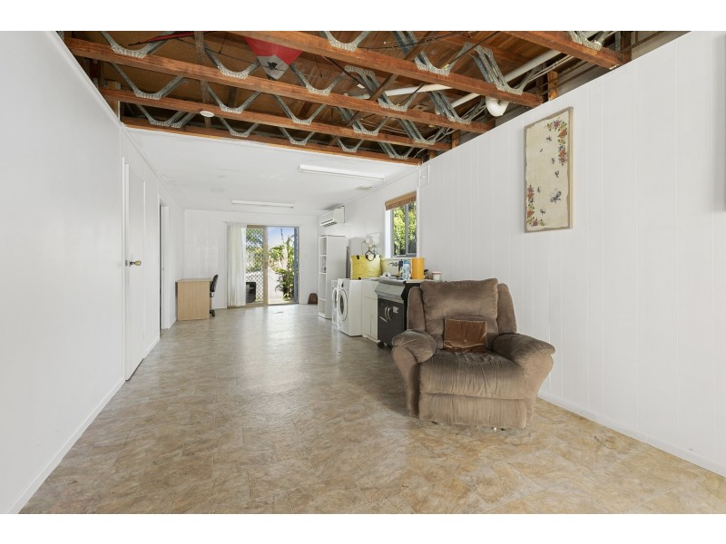35 Wilkie St, Redland Bay QLD 4165