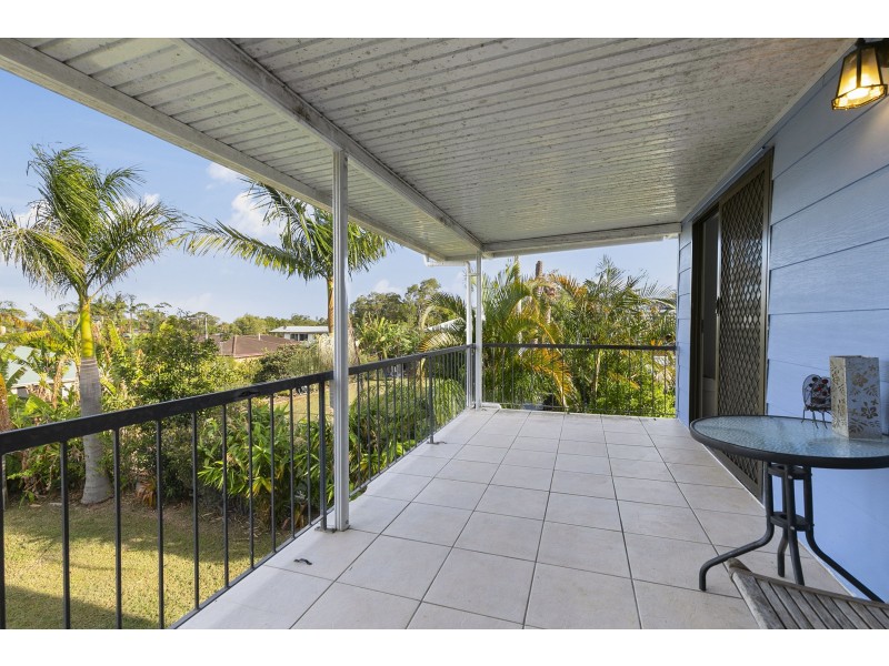 35 Wilkie St, Redland Bay QLD 4165