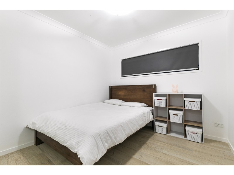 27 Dundas Street, Ormiston QLD 4160