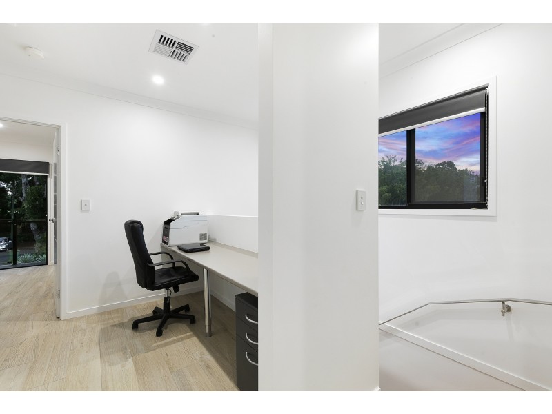 27 Dundas Street, Ormiston QLD 4160