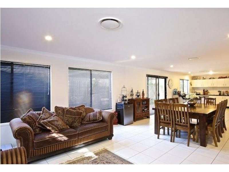 12 Ghost Gum Close, Thornlands QLD 4164