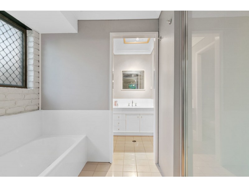 5 Nicole Street, Cleveland QLD 4163