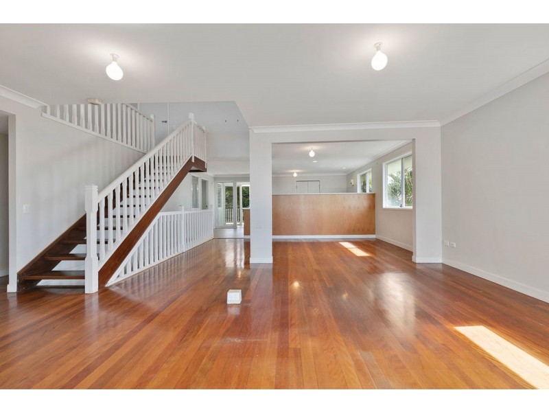 5 Broadwater Terrace, Redland Bay QLD 4165