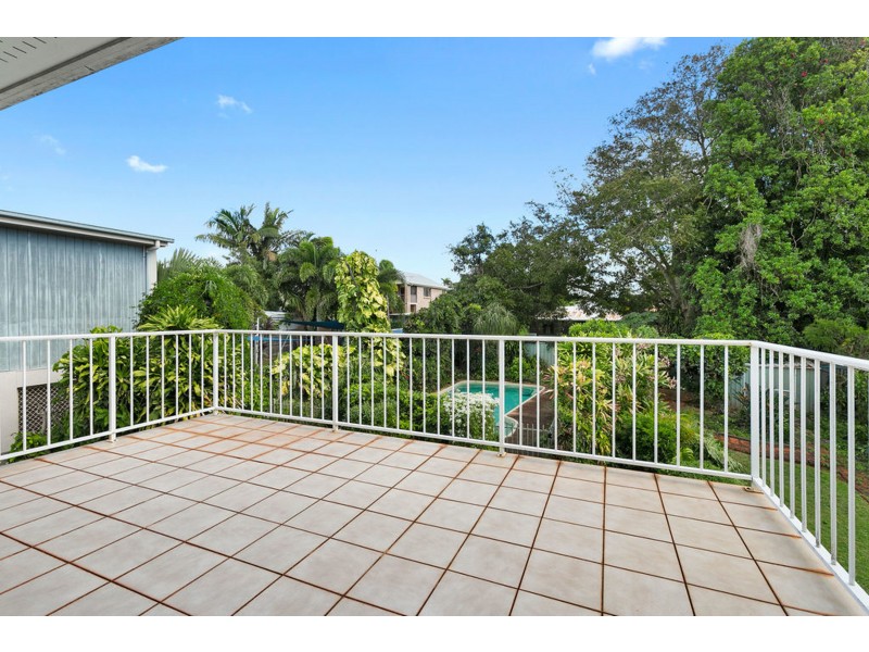 5 Broadwater Terrace, Redland Bay QLD 4165