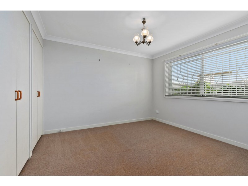 5 Broadwater Terrace, Redland Bay QLD 4165