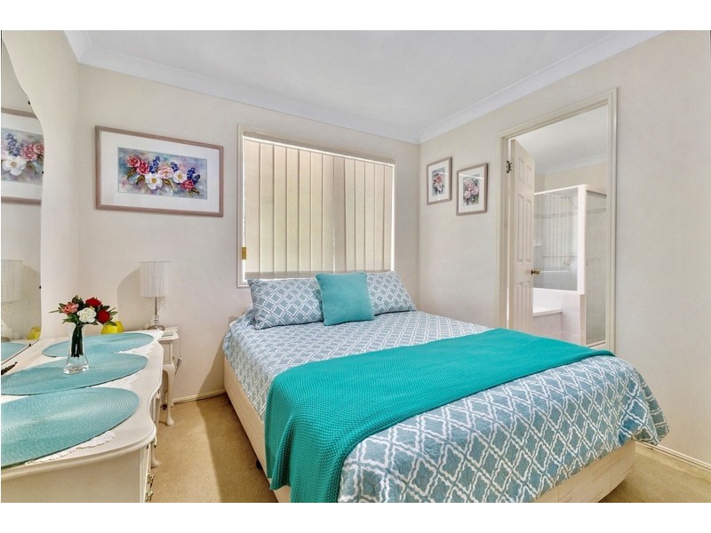 38 School Road, Victoria Point QLD 4165