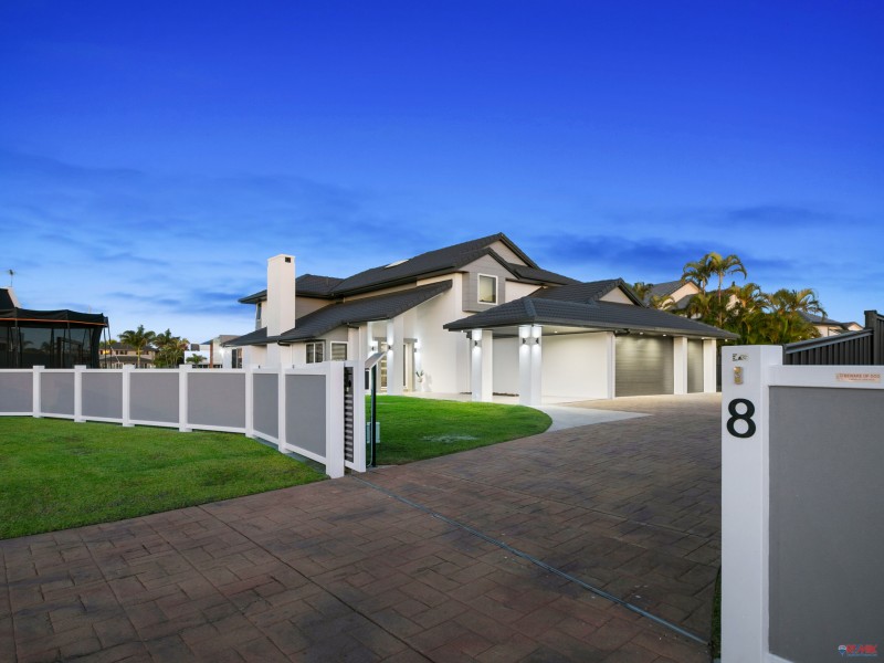 8 Binnacle Close, Raby Bay QLD 4163