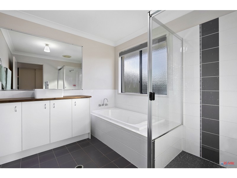 8 Truscot, Thornlands QLD 4164