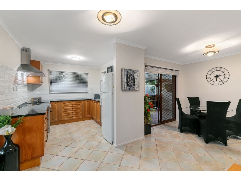 88 Main Street, Redland Bay QLD 4165