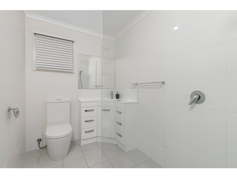 88 Main Street, Redland Bay QLD 4165