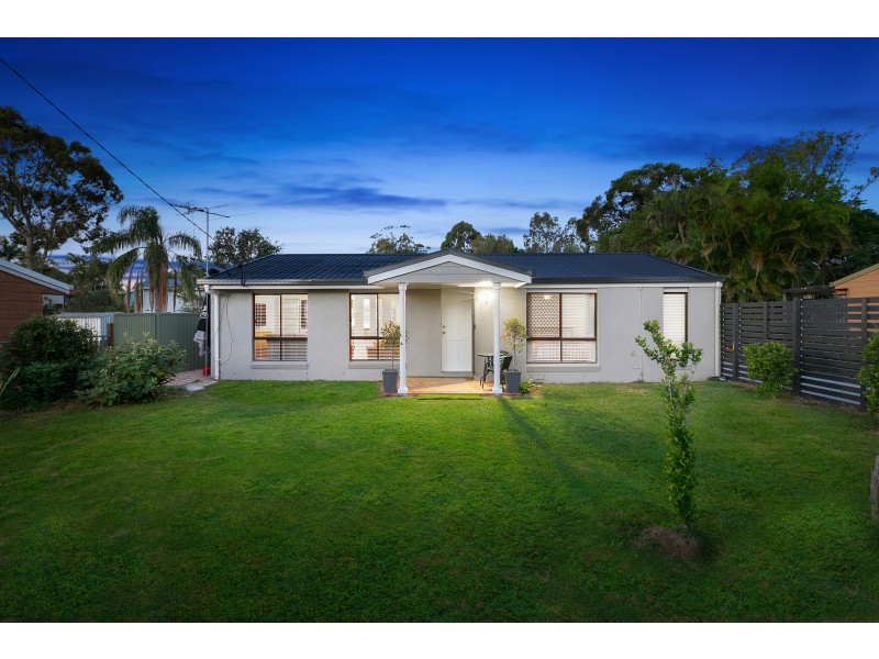 88 Main Street, Redland Bay QLD 4165