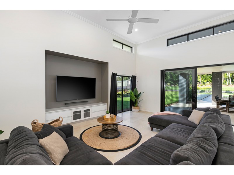 38 Tipuana Drive, Capalaba QLD 4157