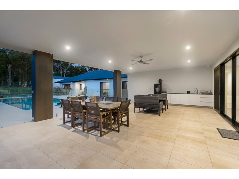 38 Tipuana Drive, Capalaba QLD 4157