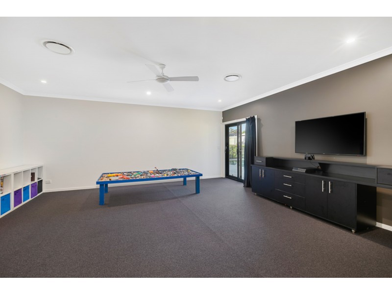 38 Tipuana Drive, Capalaba QLD 4157