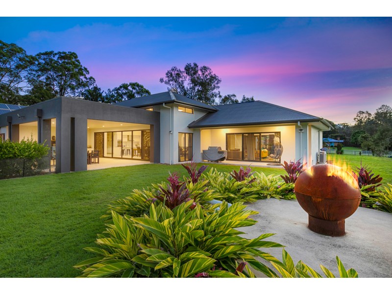 38 Tipuana Drive, Capalaba QLD 4157