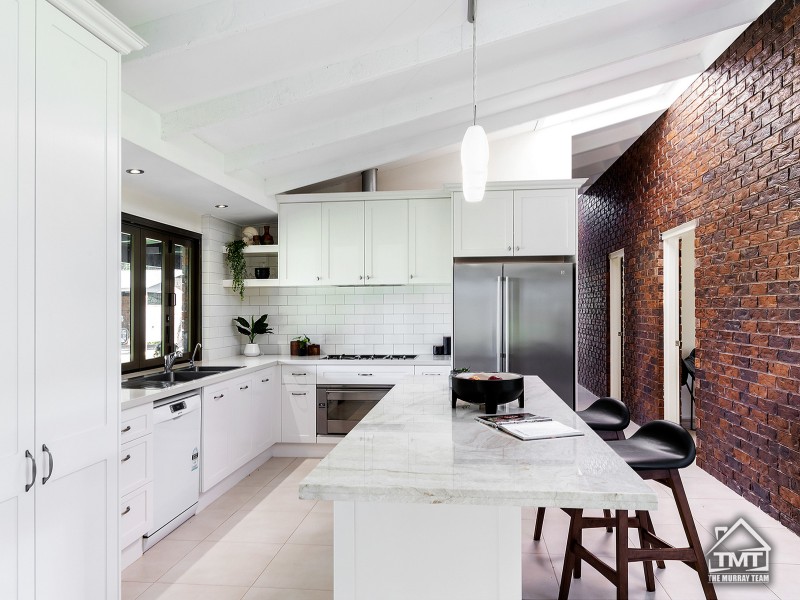 98 Kingfisher Rd, Mount Cotton QLD 4165