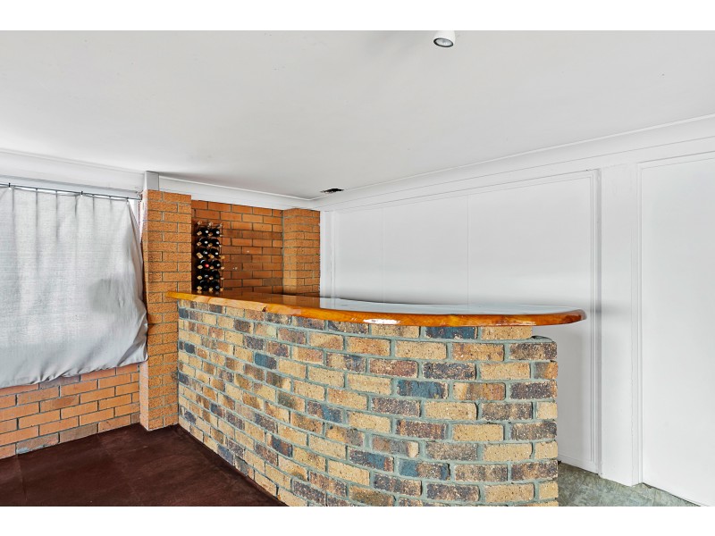 15 Edinburgh Rd, Alexandra Hills QLD 4161