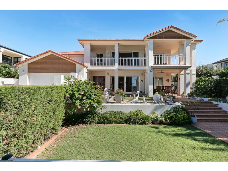 6 Bribie Close, Redland Bay QLD 4165