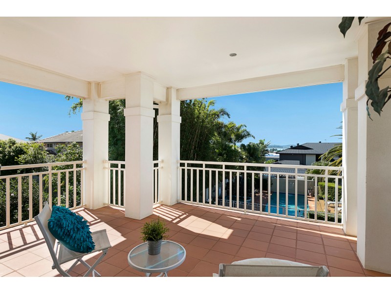 6 Bribie Close, Redland Bay QLD 4165