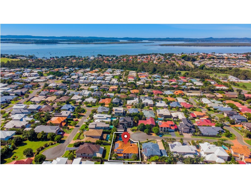 6 Bribie Close, Redland Bay QLD 4165
