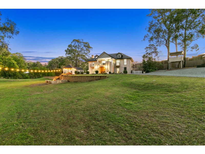 11 Abeya Street, Thornlands QLD 4164