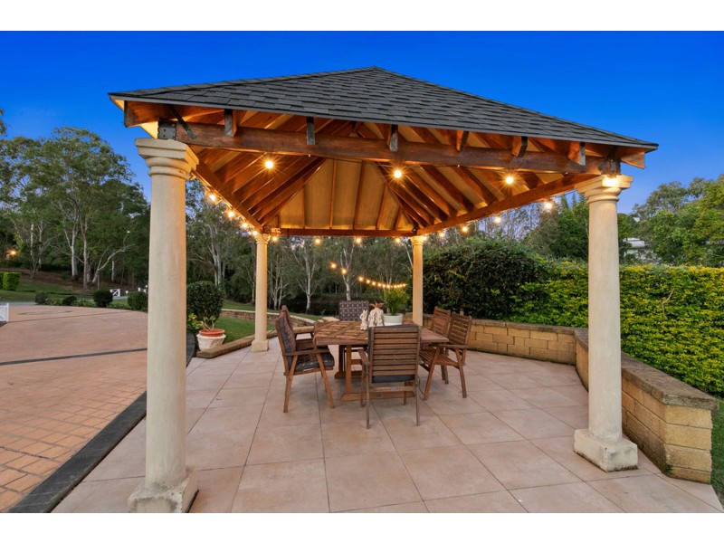 11 Abeya Street, Thornlands QLD 4164