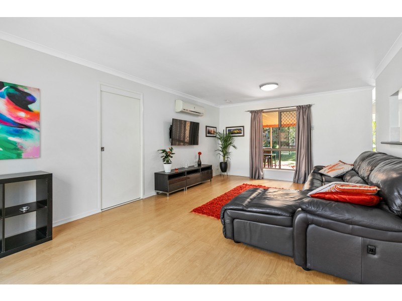 2 Mashie Place, Redland Bay QLD 4165