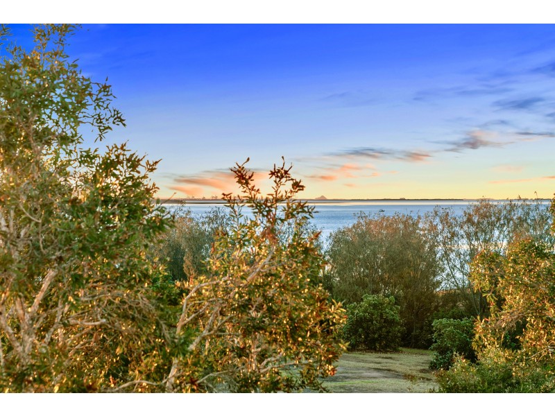 2/1 Cross Lane, Cleveland QLD 4163